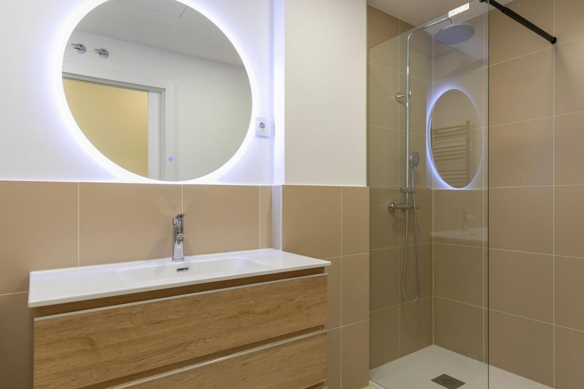 Homeabout Smart Rooms Bravo Murillo - Sin Recepcion Madrid Exteriör bild